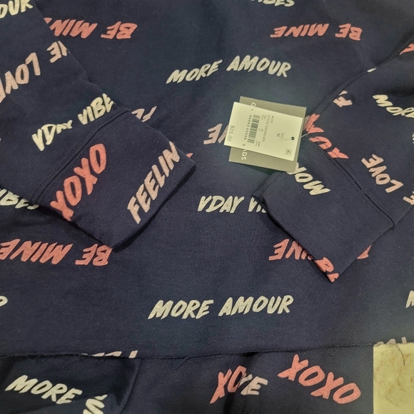 NEW Valentines Day Grayson Thread's Women's Pajama Short set size Medium - Picture 4 of 17